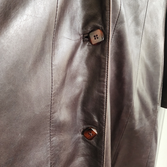 Andre Vintage 80's Brown Leather Coat with Black Faux Fur Collar - Picture 4 of 11